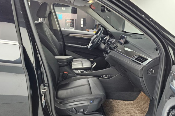 2020 BMW X1 с пробегом 72 825 км