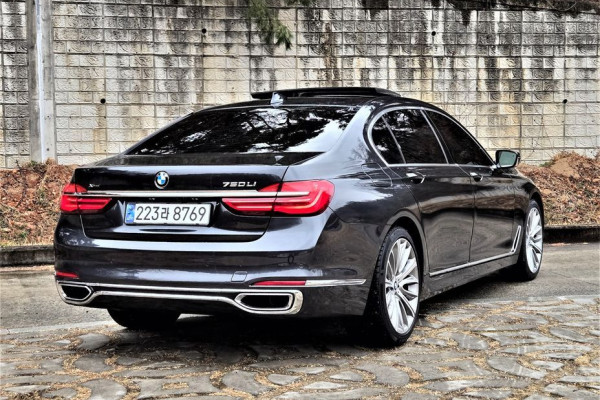 2016 BMW 7 серии с пробегом 123 900 км