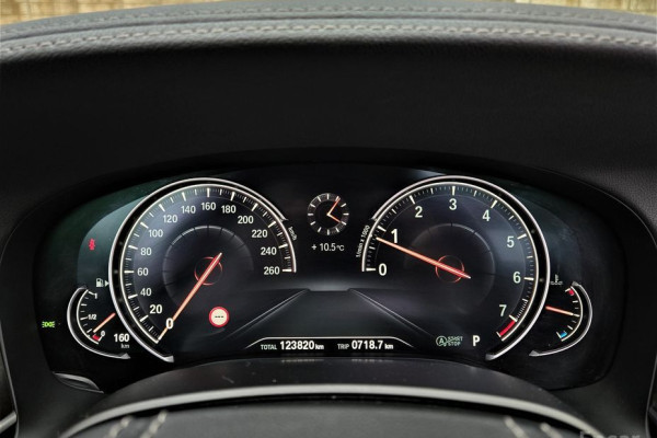 2016 BMW 7 серии с пробегом 123 900 км