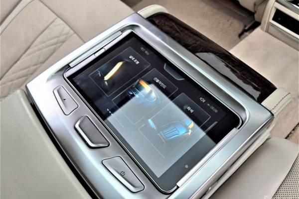 2016 BMW 7 серии с пробегом 123 900 км