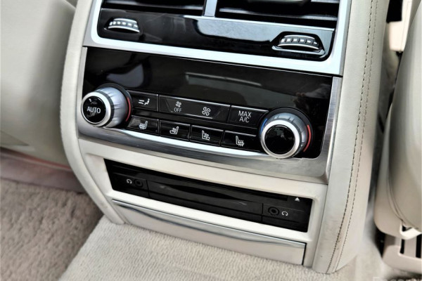 2016 BMW 7 серии с пробегом 123 900 км