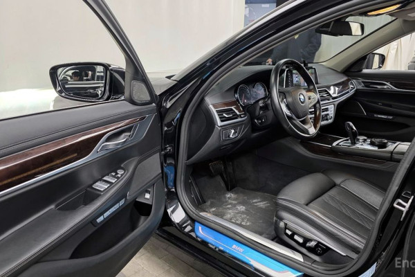 2016 BMW 7 серии с пробегом 147 111 км