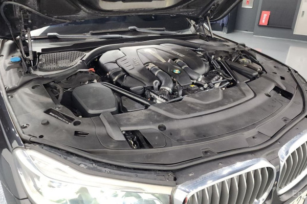 2016 BMW 7 серии с пробегом 133 749 км