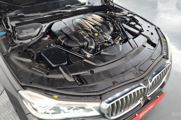 2016 BMW 7 серии с пробегом 106 410 км