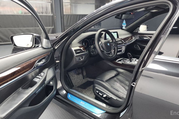 2016 BMW 7 серии с пробегом 133 749 км