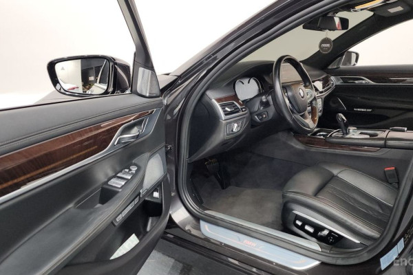 2016 BMW 7 серии с пробегом 106 410 км