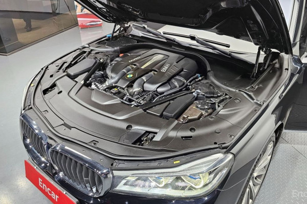 2015 BMW 7 серии с пробегом 109 234 км