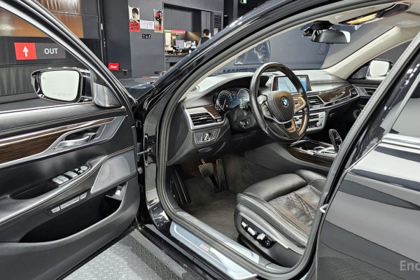 2015 BMW 7 серии с пробегом 109 234 км