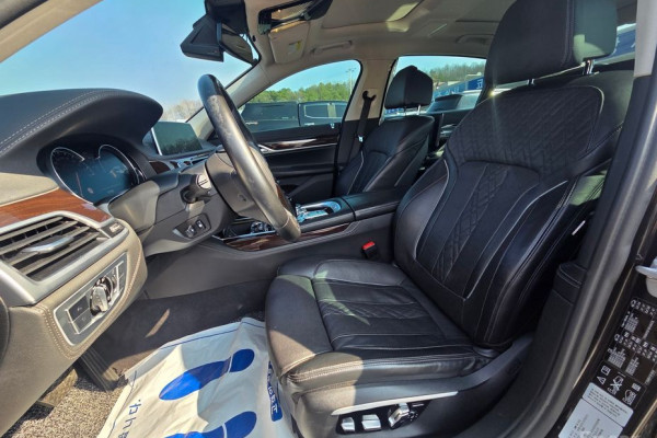 2016 BMW 7 серии с пробегом 136 088 км