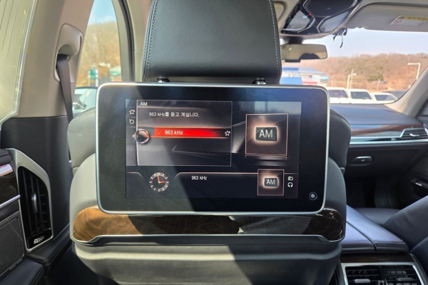 2016 BMW 7 серии с пробегом 136 088 км