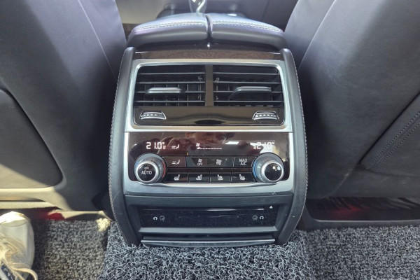 2016 BMW 7 серии с пробегом 136 088 км