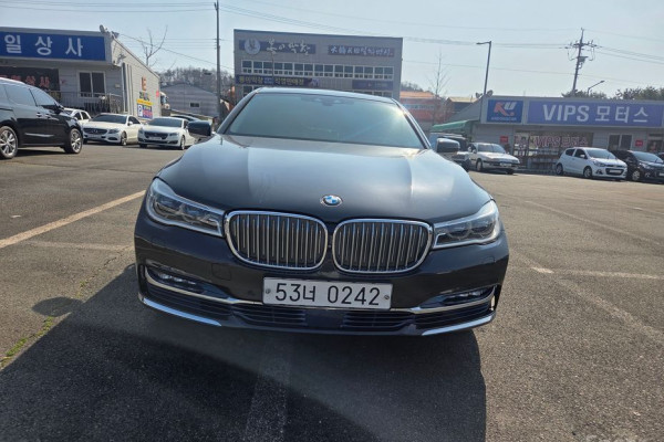 2016 BMW 7 серии с пробегом 136 088 км