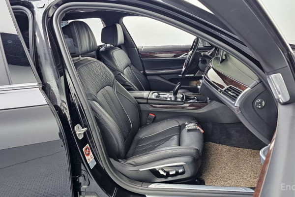 2016 BMW 7 серии с пробегом 108 576 км