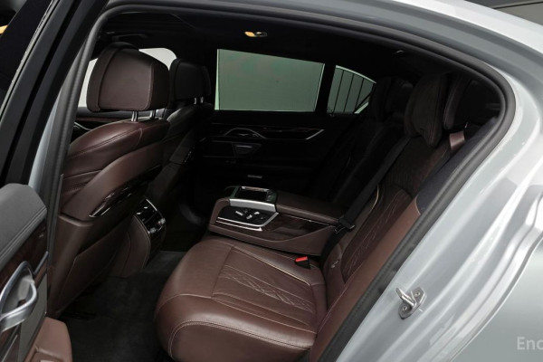 2016 BMW 7 серии с пробегом 123 608 км