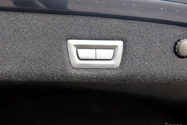 2017 BMW 7 серии с пробегом 121 177 км