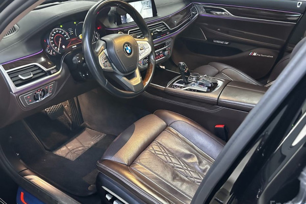 2016 BMW 7 серии с пробегом 131 795 км
