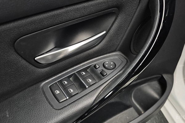 2018 BMW 3 серии с пробегом 63 191 км