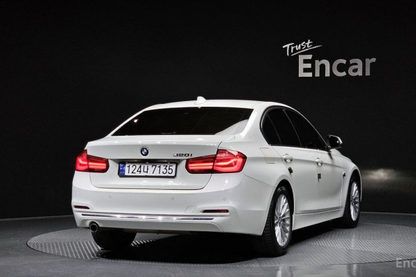 2017 BMW 3 серии с пробегом 122 547 км