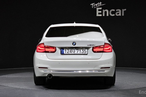 2017 BMW 3 серии с пробегом 122 547 км