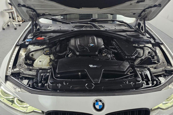 2018 BMW 3 серии с пробегом 120 478 км