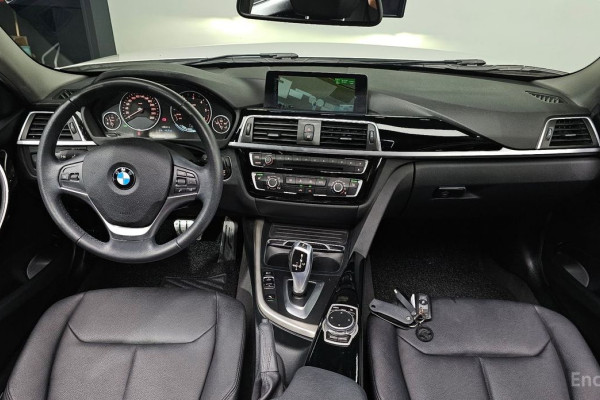 2015 BMW 3 серии с пробегом 100 493 км