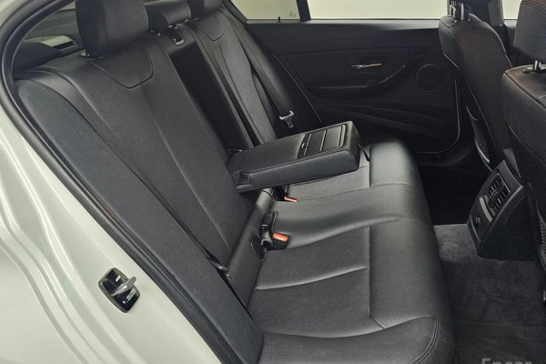 2018 BMW 3 серии с пробегом 120 478 км