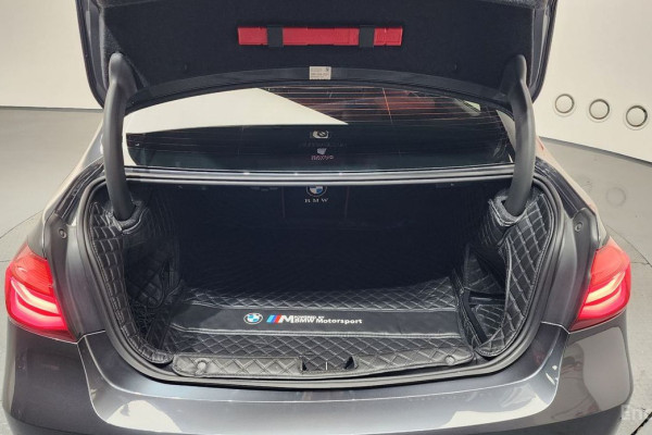 2018 BMW 3 серии с пробегом 97 572 км