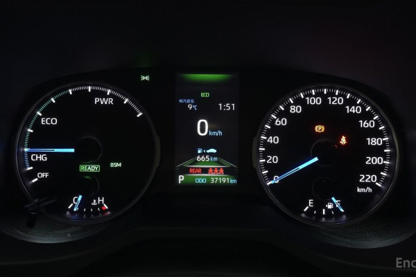 2022 Toyota RAV4 с пробегом 37 191 км