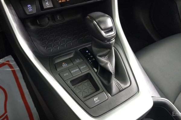 2022 Toyota RAV4 с пробегом 37 191 км