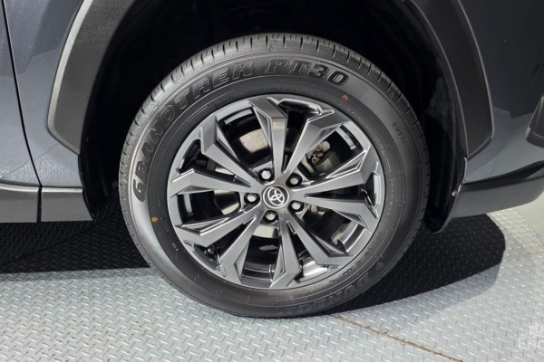 2023 Toyota RAV4 с пробегом 38 523 км