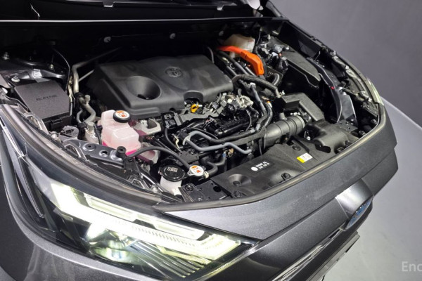 2023 Toyota RAV4 с пробегом 38 523 км