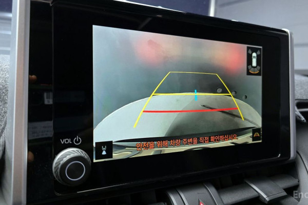 2023 Toyota RAV4 с пробегом 31 351 км