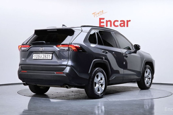 2019 Toyota RAV4 с пробегом 69 031 км