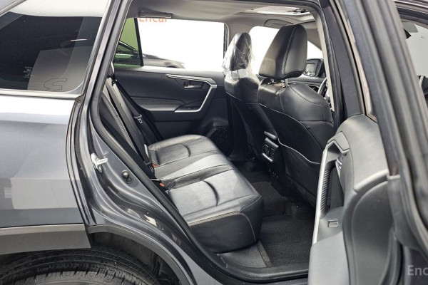 2019 Toyota RAV4 с пробегом 69 031 км