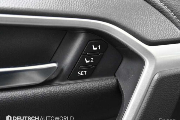 2020 Toyota RAV4 с пробегом 32 942 км