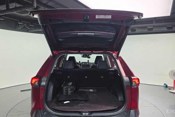 2019 Toyota RAV4 с пробегом 40 356 км