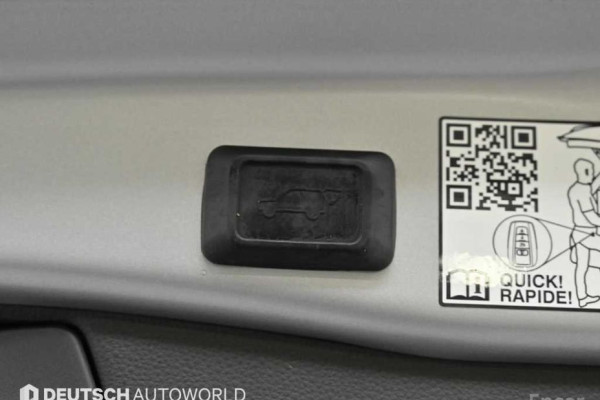 2020 Toyota RAV4 с пробегом 32 942 км