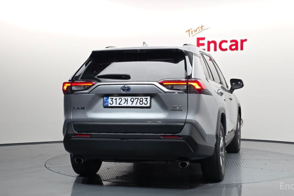 2022 Toyota RAV4 с пробегом 59 135 км