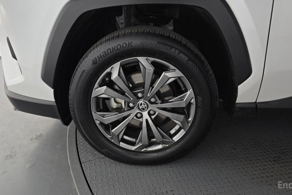 2023 Toyota RAV4 с пробегом 89 915 км