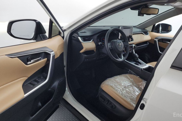 2022 Toyota RAV4 с пробегом 29 660 км