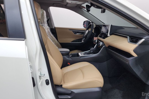 2022 Toyota RAV4 с пробегом 29 660 км