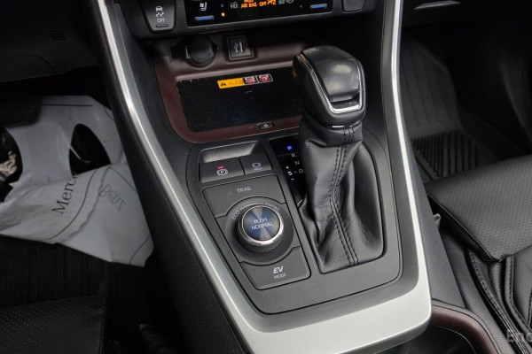 2023 Toyota RAV4 с пробегом 89 915 км