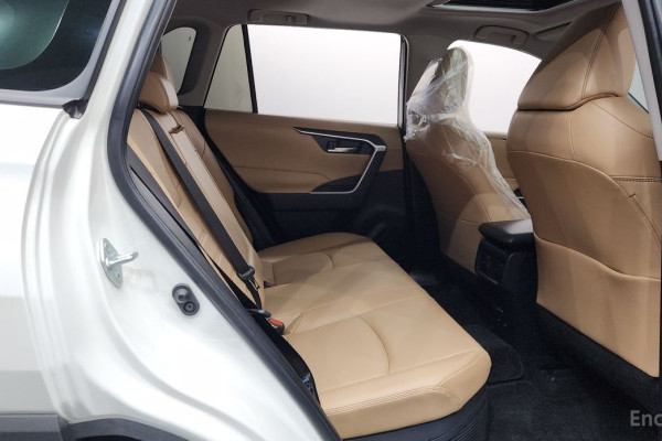 2022 Toyota RAV4 с пробегом 29 660 км