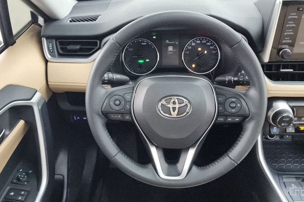 2022 Toyota RAV4 с пробегом 29 660 км