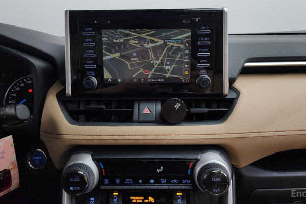 2022 Toyota RAV4 с пробегом 29 660 км