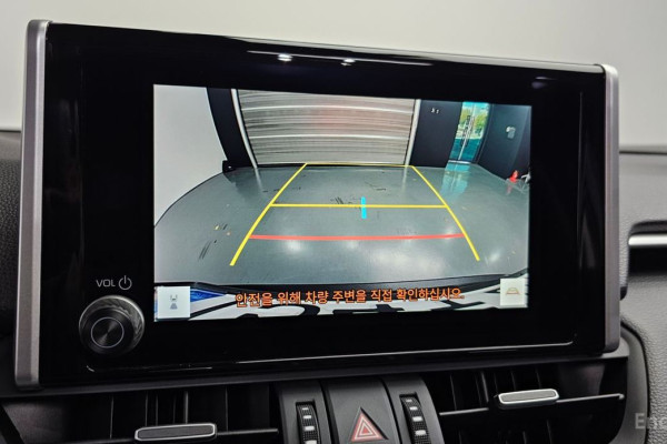 2023 Toyota RAV4 с пробегом 44 450 км