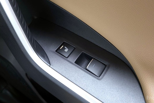 2023 Toyota RAV4 с пробегом 43 149 км