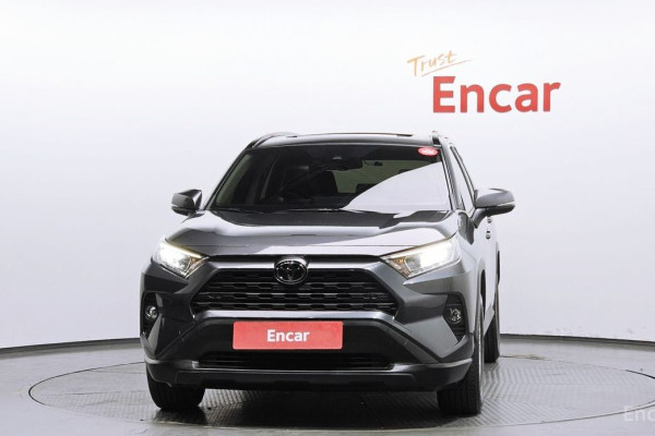 2020 Toyota RAV4 с пробегом 53 475 км