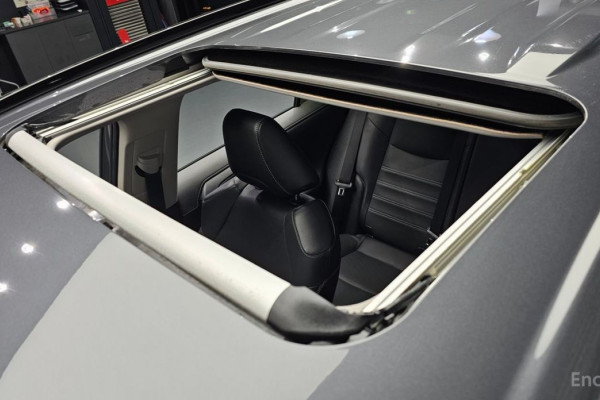 2023 Toyota RAV4 с пробегом 44 450 км