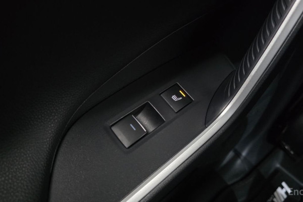 2023 Toyota RAV4 с пробегом 89 915 км